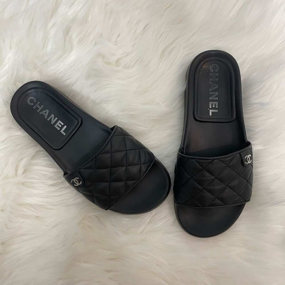 Chanel black quilted leather sandal